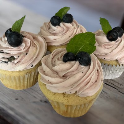 Fresh Blueberry-lemon Cupcakes