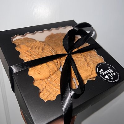 Classic Peanut Butter Cookies (1 dozen)