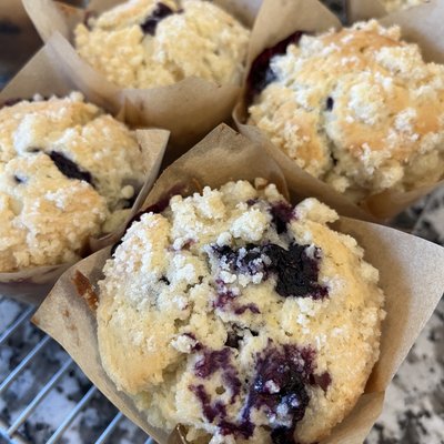 Lemon Blueberry Muffins (4 Ct.)