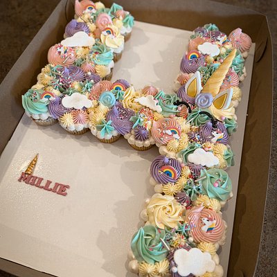 Pull Apart Number Cupcakes 