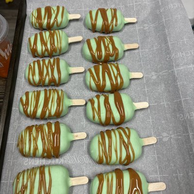 Carmel Apple Cake Pop