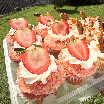 Specialty Flavored Cupcakes