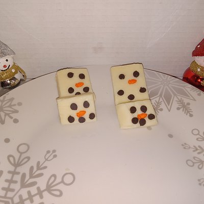 Snowman Fudge 1 lb