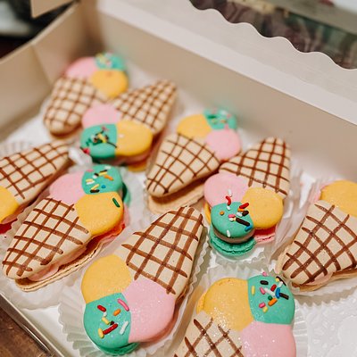 1 dozen Single Shape Macaron 