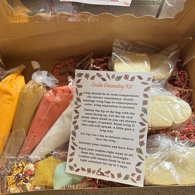 Seasonal DIY Cookie Decorating Kits