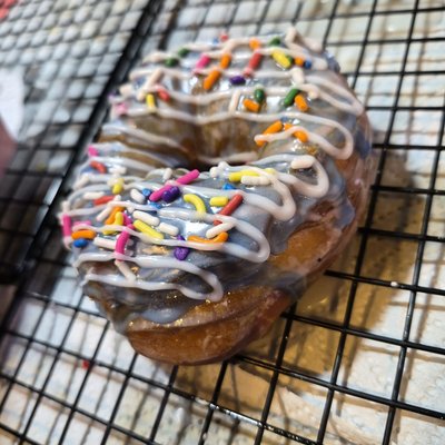 Individual Donut - Rotating Seasonal Theme