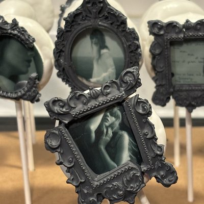 Edible Image Dozen