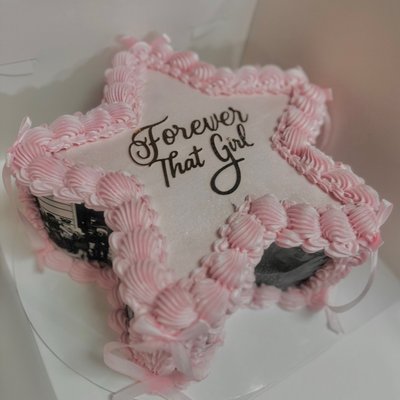 Custom Shape Cake (Pricing Varies) 