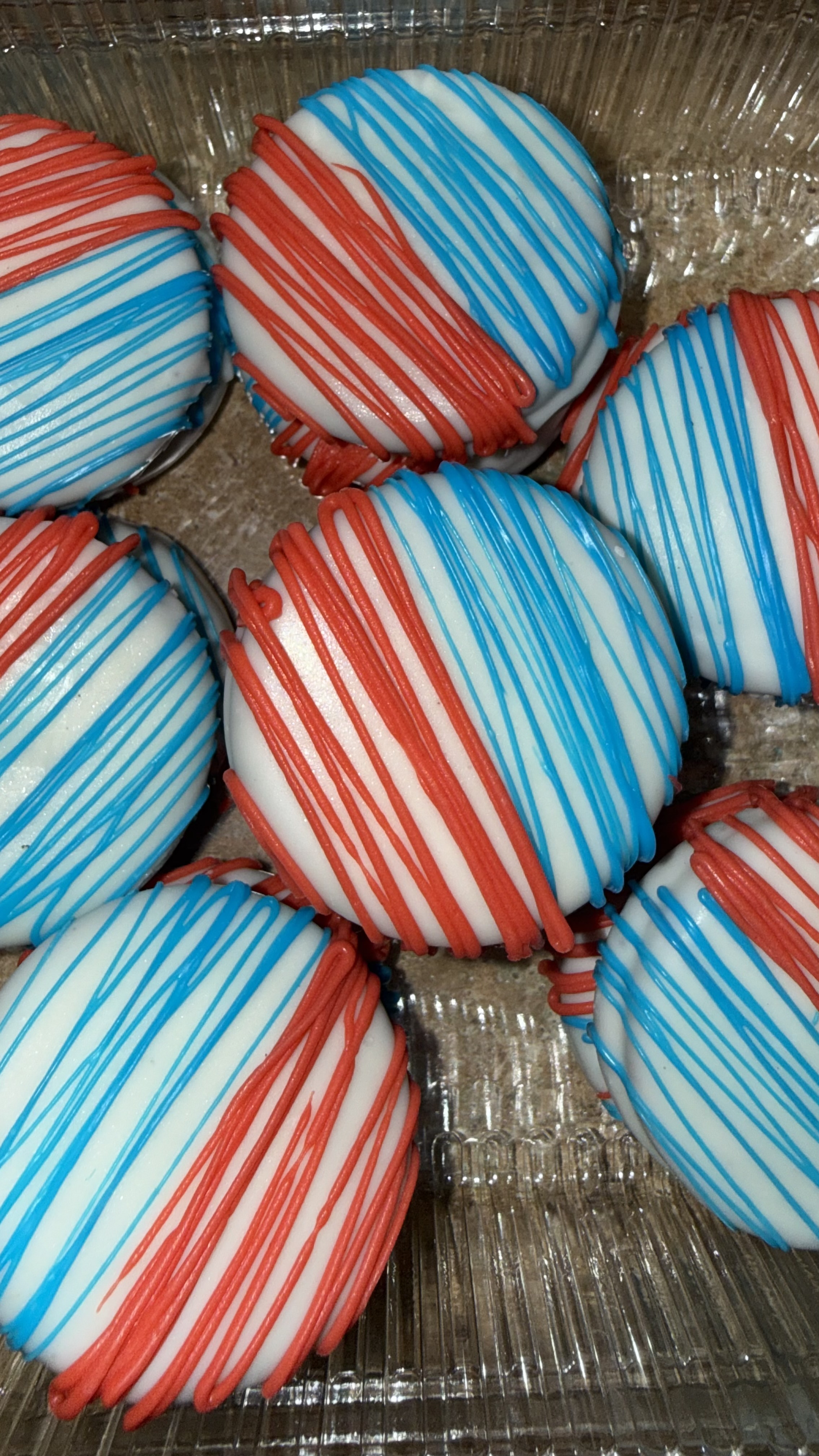 Dipped Oreos