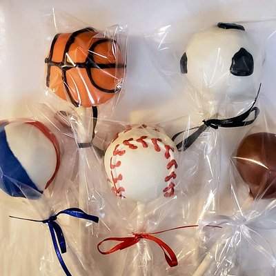 Customed Themed Cakepops By The Dozen