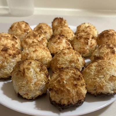 Coconut Macaroons Dozen