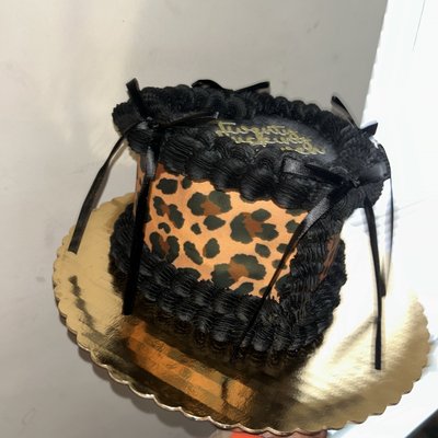 6in Heart Cake