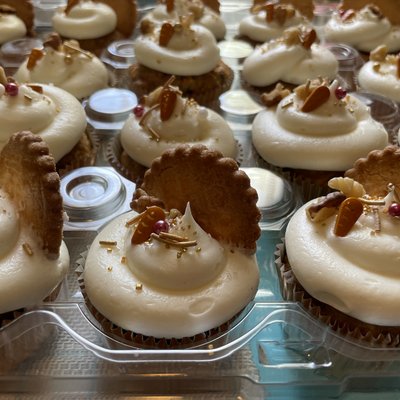Cupcakes. All The Time. Cupcakes. 