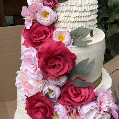 3 Tier Cakes (90-100) Servings 