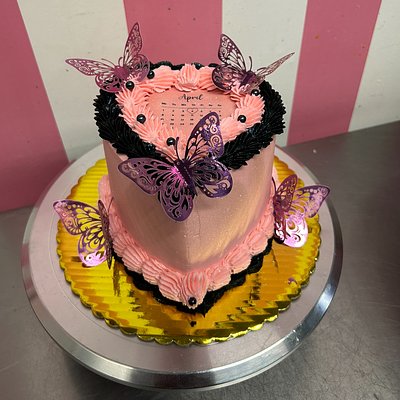 Small Heart Cake (Feeds 10)