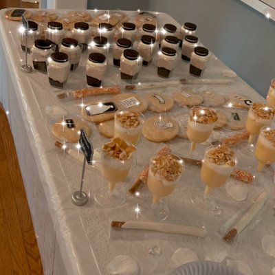 24 Count - Dessert Table 