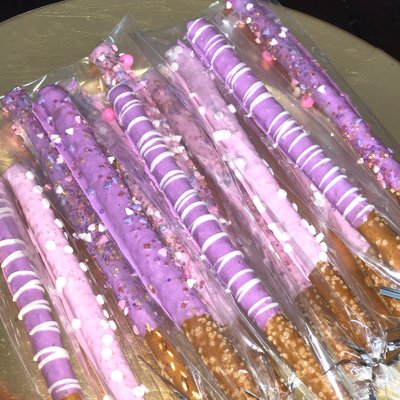 Chocolate Covered Pretzels