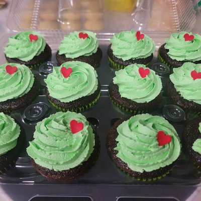 1 Dozen cupcakes