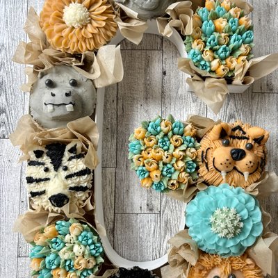 Bloom Letter Tray