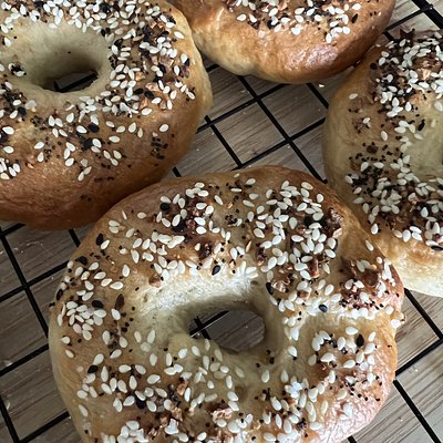 6 Sourdough Everything Bagels Organic