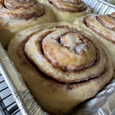 Cinnamon Rolls - 4pk