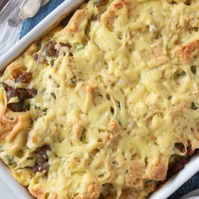 Sausage and Gouda Breakfast Casserole, Large