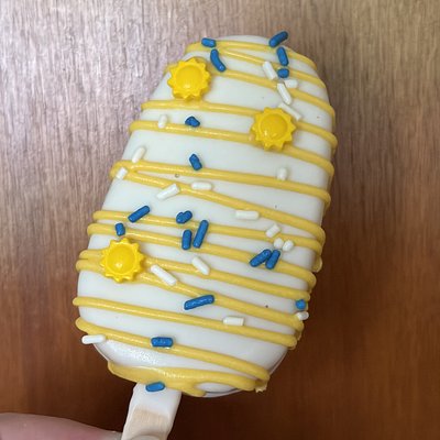 Cakesicles