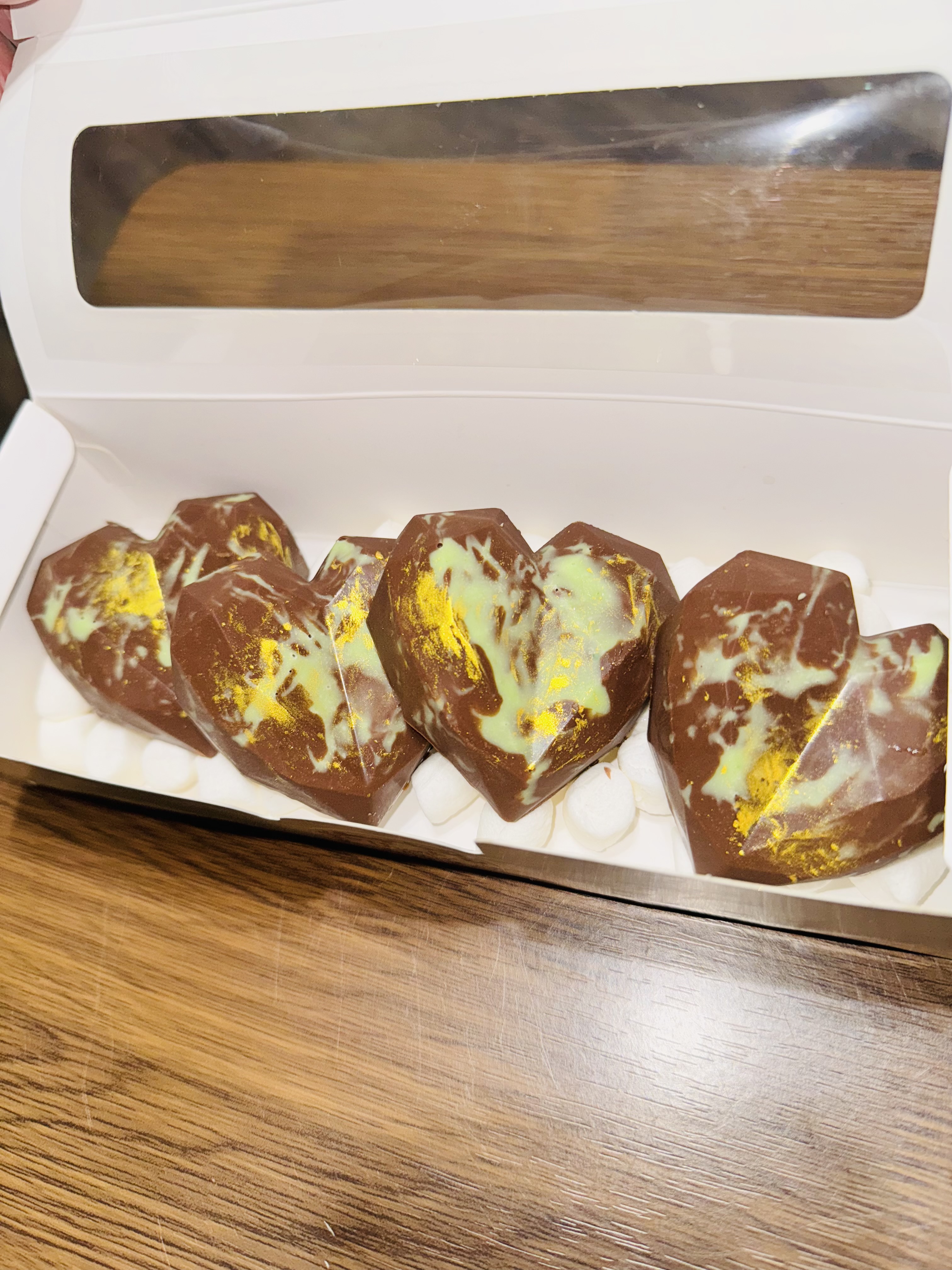Luseane’s Dubai Chocolate Hearts (4 Piece)