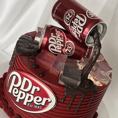 Dr Pepper Drip Cake 