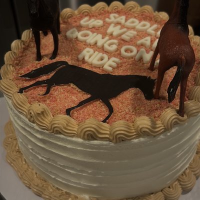 custom round cake - BASE