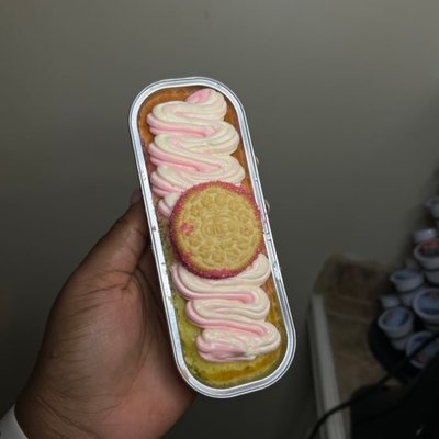 Strawberry Lemonade Mini Cake