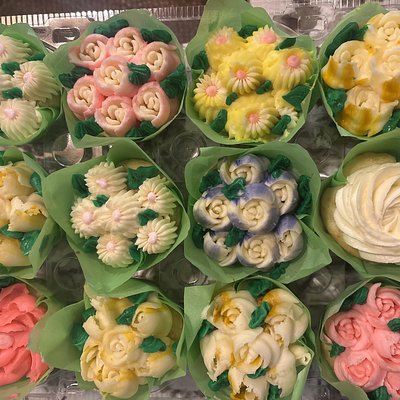 Baby Shower Cookies & Cupcakes