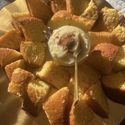Corn Bread Platter 🌽