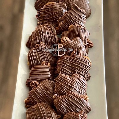 Chocolate Pecan Turtles 