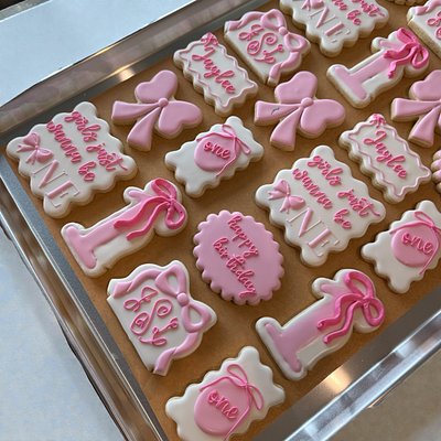 Classic Custom Cookies 