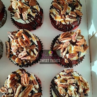 1/2 Doz Gourmet Cupcakes 