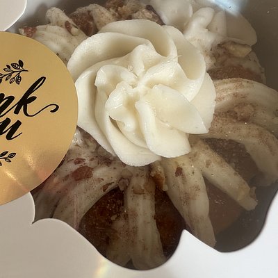 Cinnamon Pecan Mini Bundts 