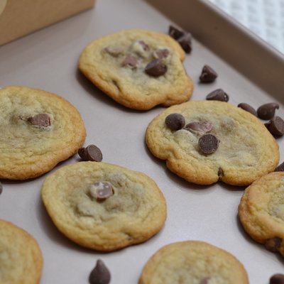 Chocolate Chip Cookie