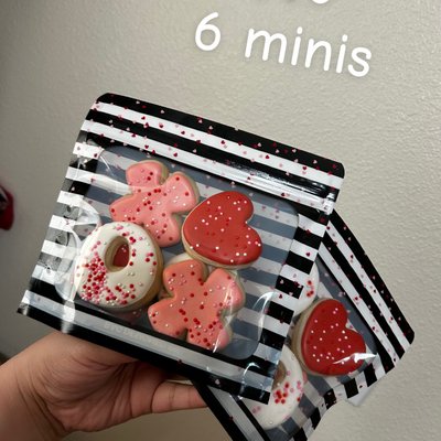 1/2 dozen mini size