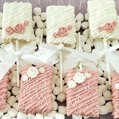 Dipped Rice Crispy Treats                (1 Dozen)