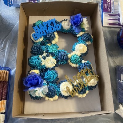 Cupcake  Cake 