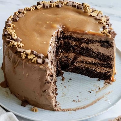 Chocolate Carmel Cake 