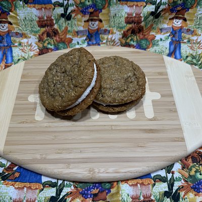 GF Oatmeal Cream Pies-9 Pack