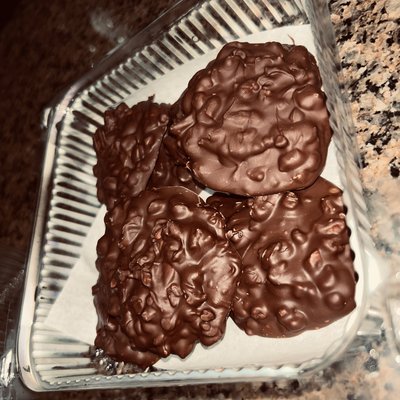 1/2 pound Pecan Clusters With Caramel 