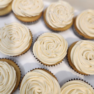 Yellow Cake w/ Vanilla Buttercream
