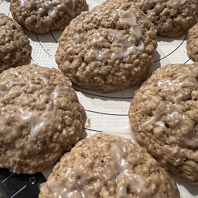 6 Cinnamon Oatmeal Cookies w/ Vanilla Glaze  Organic Sourdough
