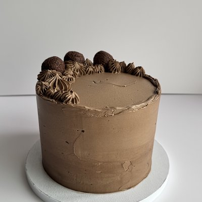 Chocolate Cake 6"