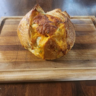 Jalapeño Chedder Sourdough Bread 