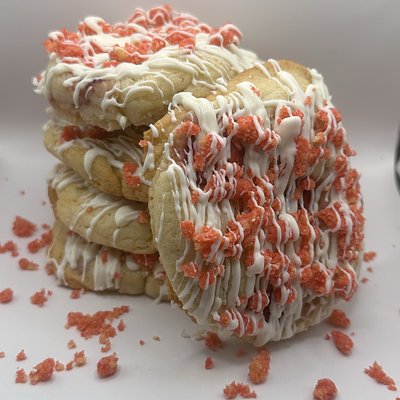 Strawberry Crunch Cookies