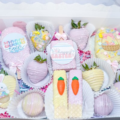 Rissa’s Treat Box
